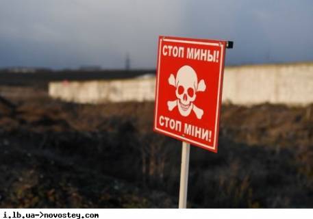 Двое пьяных боевиков “ДНР” вышли на свое минное поле и потеряли конечности, – разведка