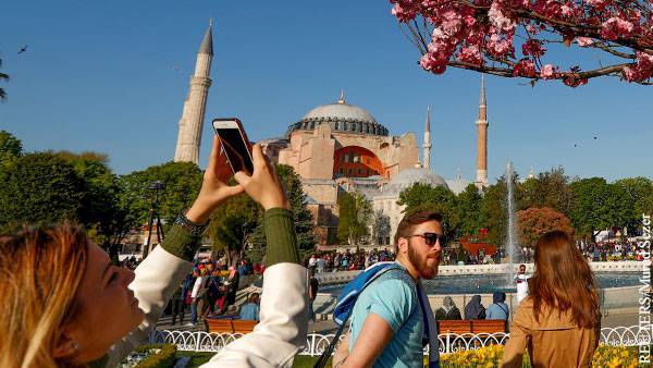 Куда поехать собиравшимся в Турцию туристам