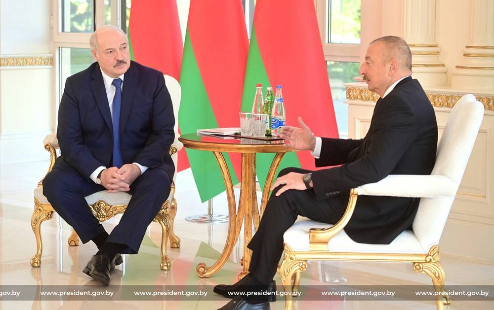 Лукашенко назвал «возвращенными» территории Нагорного Карабаха, перешедшие под контроль Баку