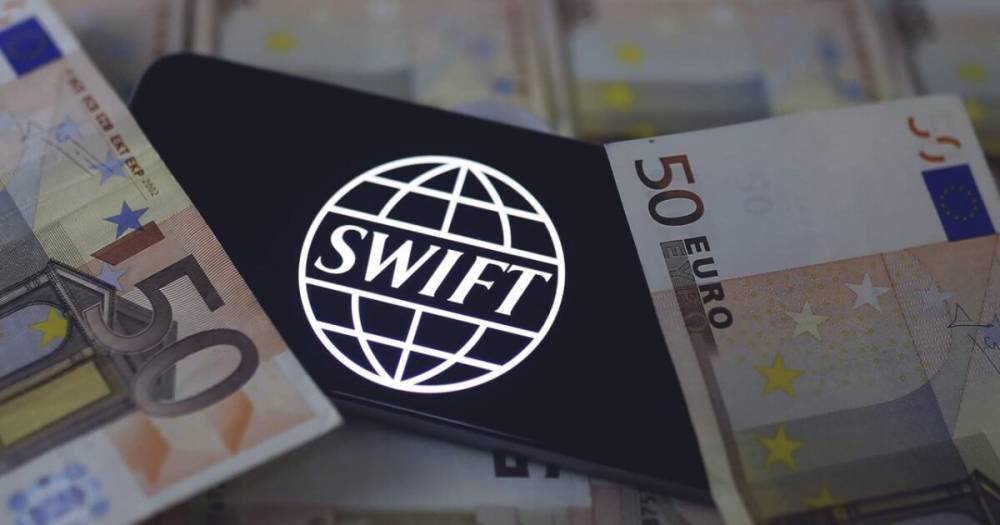 Россию, которая готовится к отключению от Visa и Mastercard, могут отключить еще и от SWIFT