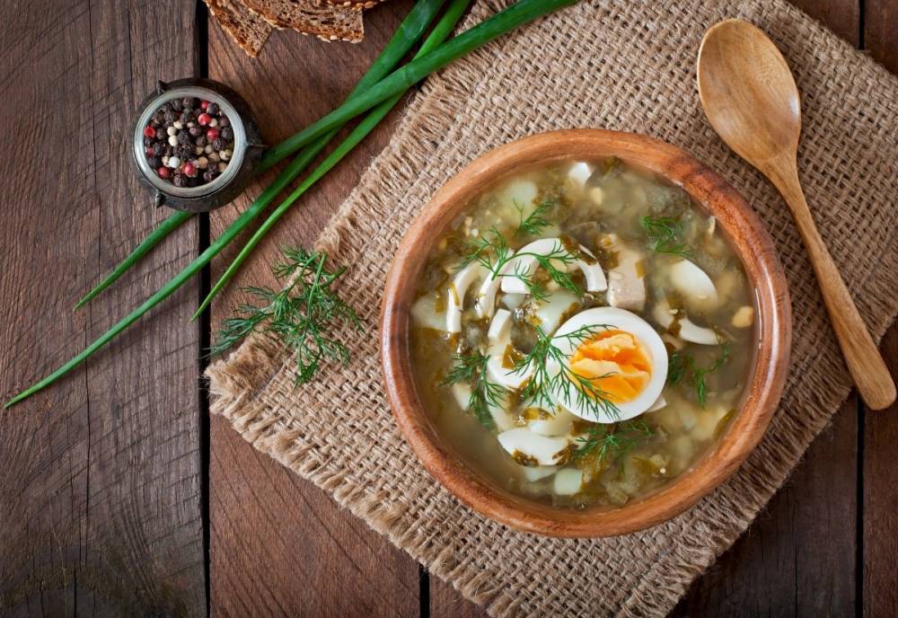Как приготовить суп со щавелем и яйцом: домашний рецепт