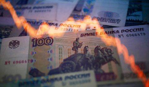 В России начался обвал рубля на новостях о вероятных санкциях против госдолга РФ
