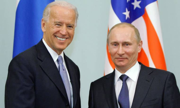 Вероятные санкции США не будут способствовать встрече Путина с Байденом - Кремль