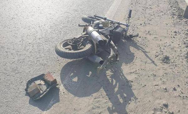 На югорской трассе насмерть разбился мотоциклист