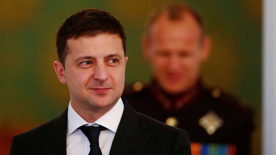 Зеленский считает ситуацию на Донбассе контролируемой