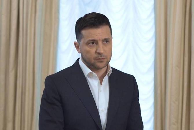 Зеленский подтвердил санкции против второй части “контрабандистов” с несколькими гражданствами