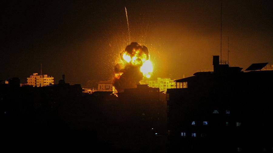 Израиль атаковал объекты ХАМАС в ответ на ракету из сектора Газа