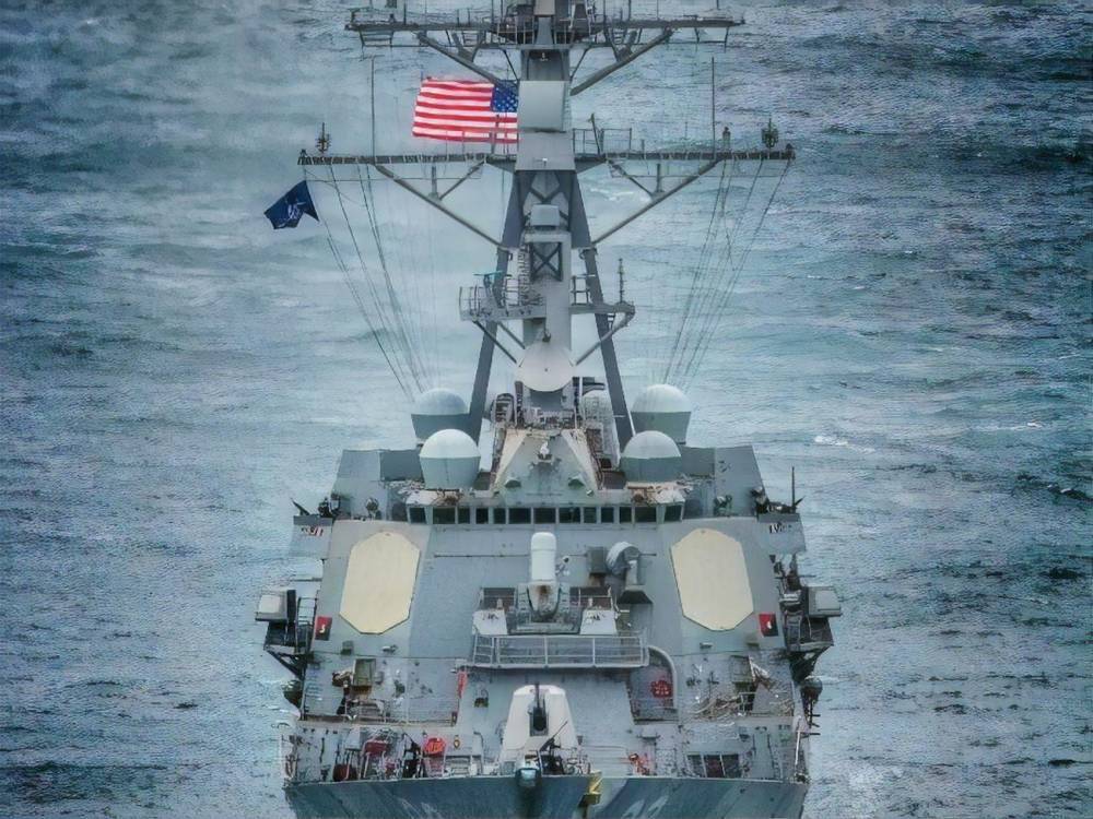 США не отправили эсминцы в Черное море из-за опасений эскалации конфликта между Россией и Украиной – Politico
