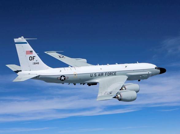 В Минобороны РФ заявили, что перехватили разведывательный самолет ВВС США над Тихим океаном