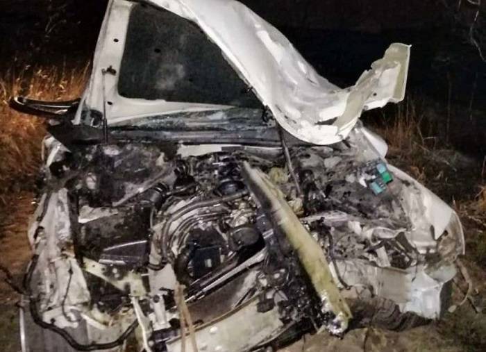 Липецкий лихач устроил аварию и превратил машину в груду металлолома