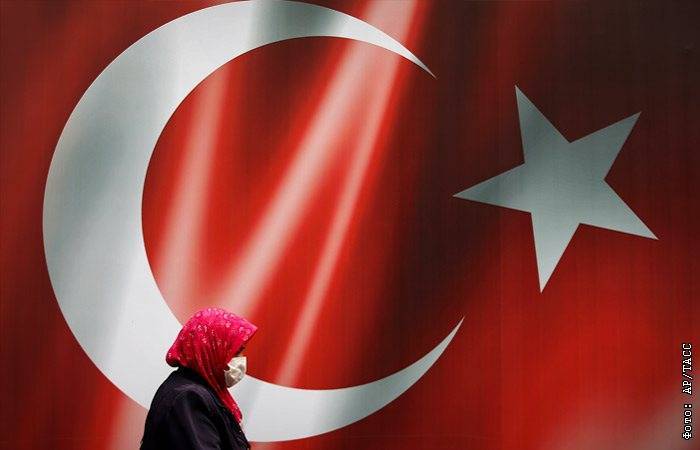 Кремль отверг предположения об охлаждении отношений Турции и РФ