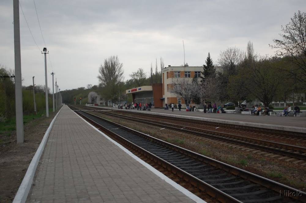 К Пасхе и майским праздникам из Лисичанска назначат дополнительный поезд