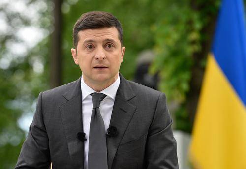 Зеленский заявил о готовности обсудить ситуацию в Донбассе в формате «нормандской четверки»
