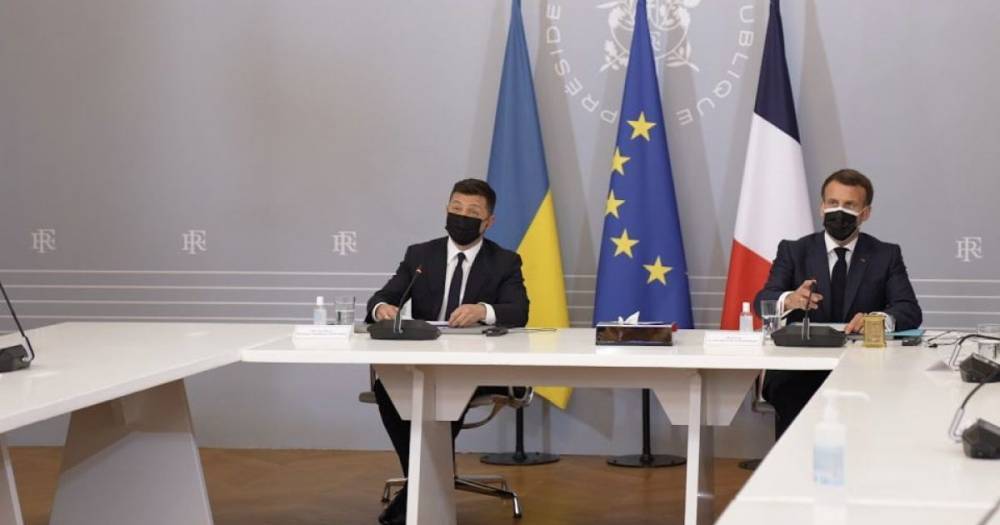 Президент Франции после встречи с Зеленским сделал заявление о Донбассе на украинском