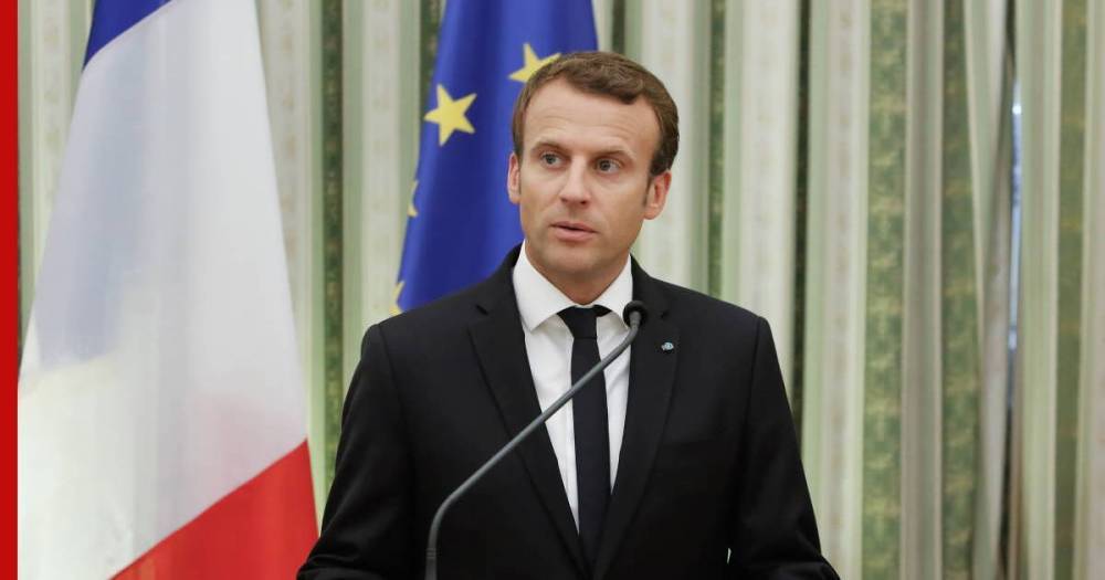 Президент Франции разместил твит на украинском языке