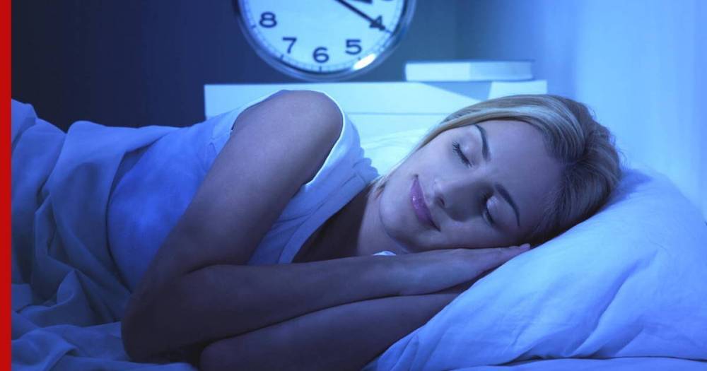 Уснуть за 10 секунд: названы простые способы борьбы с бессонницей