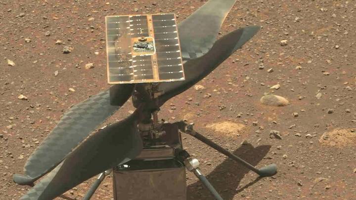 НАСА проведет первые летные испытания марсианского вертолета