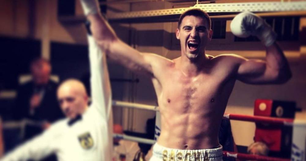 Нокаут в первом раунде: украинский боксер зрелищно завоевал дебютный чемпионский пояс (видео)