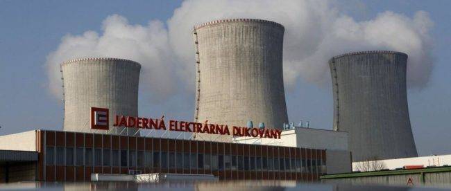 Чехия на фоне дипломатического скандала отстранила «Росатом» от тендера на строительство АЭС