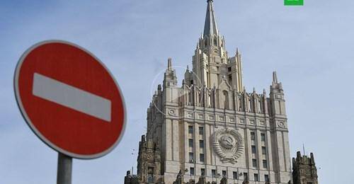 Москва ответила на решение Праги выслать российских дипломатов