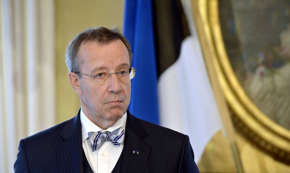 Экс-президент Эстонии призвал запретить гражданам России въезд в Евросоюз