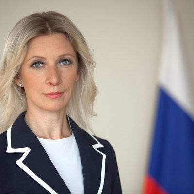 Захарова: Высылка российских дипломатов Чехией – это лицемерие и подлость