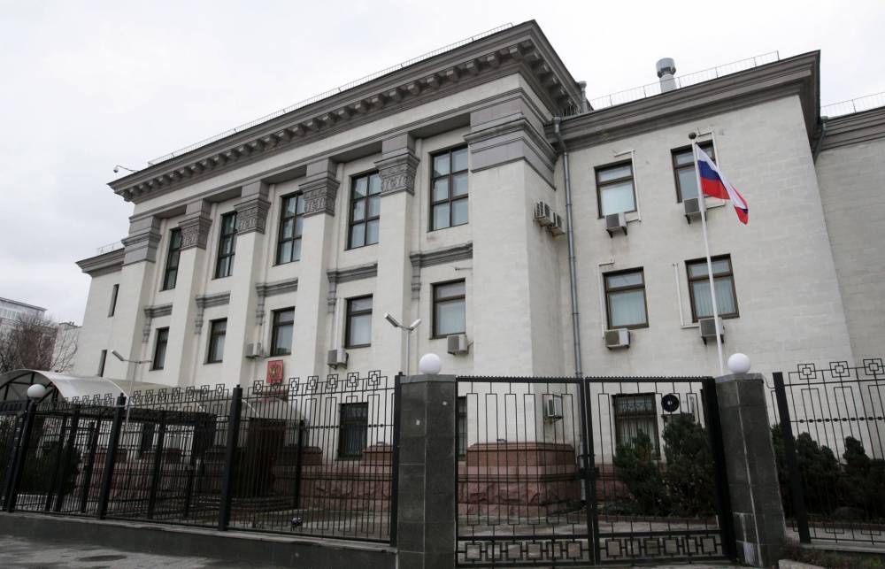 Российского дипломата высылают из Украины: МИД уже направил ноту