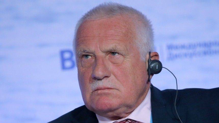 «Сфабрикованное чучело»: экс-лидер Чехии высказался о взрывах на военных складах