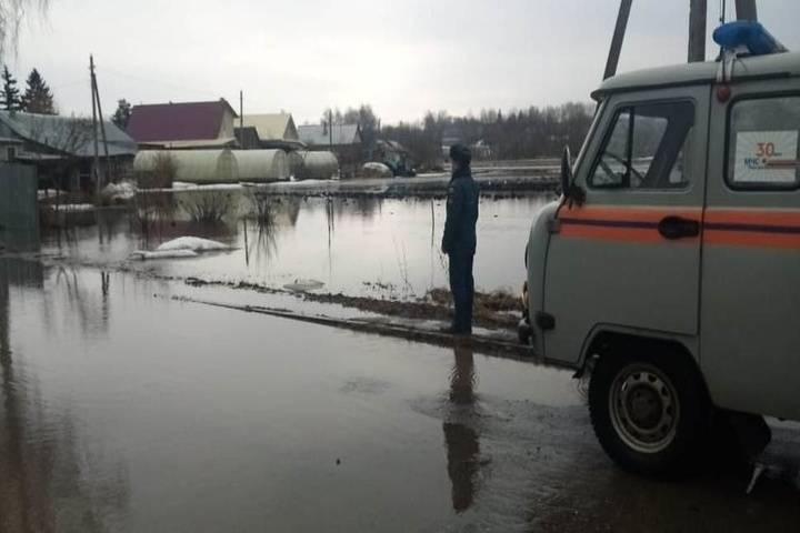 В Киреевском районе река Шиворонь вышла из берегов