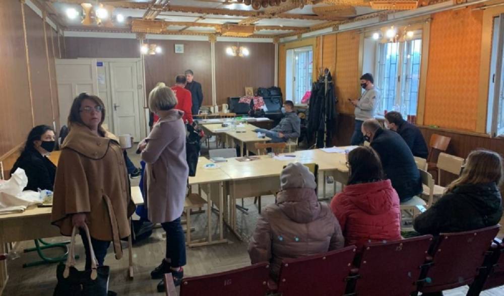 Голосование на 2 участках округа №87 на Прикарпатье признали недействительным, – наблюдатели