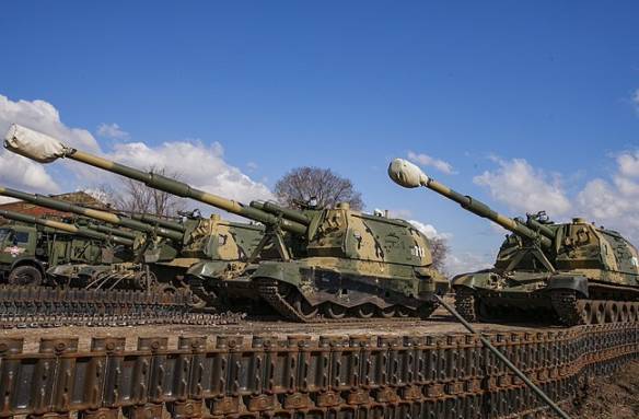 Россия официально передала Донецку партию вооружений для защиты от ВСУ