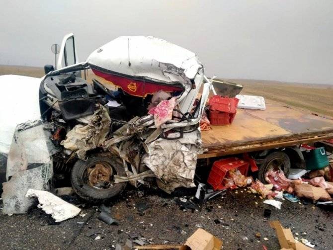27-летний водитель погиб в ДТП в Енотаевском районе Астраханской области