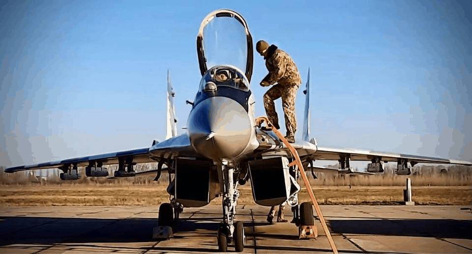 Украина зовет авиацию НАТО совместно патрулировать небо Украины