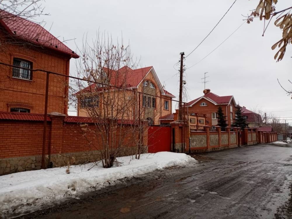 Жители коттеджей на Уралмаше возобновили борьбу против многоэтажной застройки