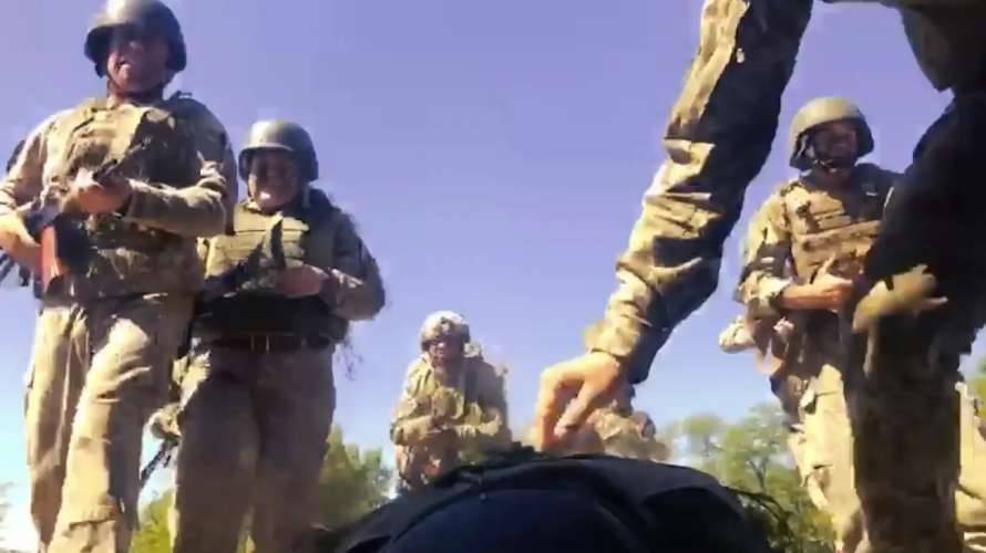 Динамичные кадры с учений украинских морских пехотинцев показали бойцы ВСУ (видео)