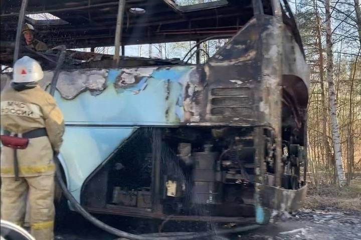 В Нижегородской области загорелся автобус с челноками из Иванова