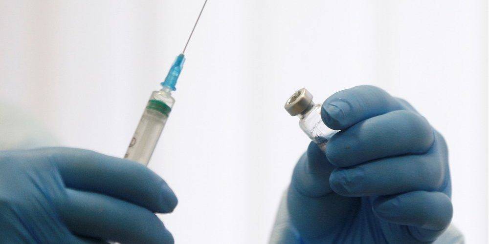 Степанов о вакцинации от коронавируса: Ситуация улучшится в мае