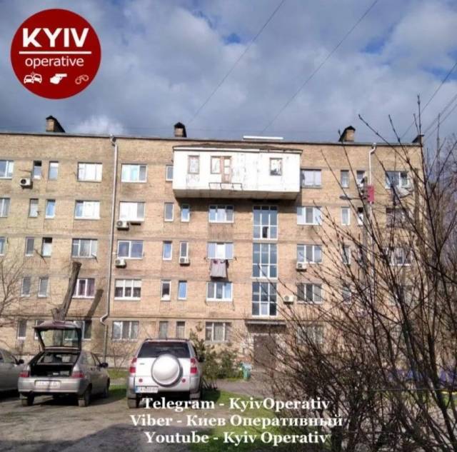 В Киеве заметили очередной «царь-балкон»: выглядит несокрушимым (ФОТО)