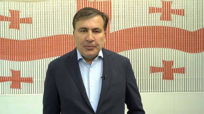 Саакашвили заявил, что вернется в Грузию к осени