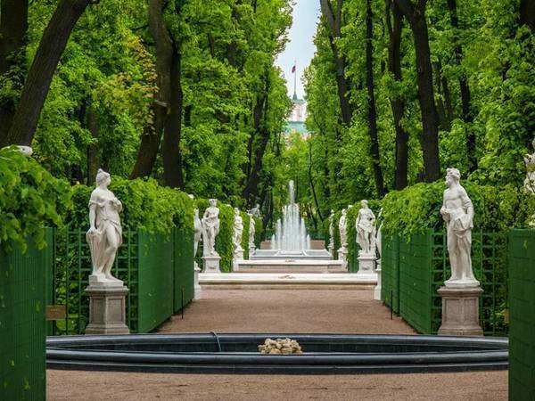 С 1 мая в Летнем саду Петербурга запускают сезон фонтанов