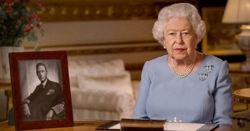 Елизавета II нарушит королевскую традицию из-за смерти принца Филиппа, - СМИ