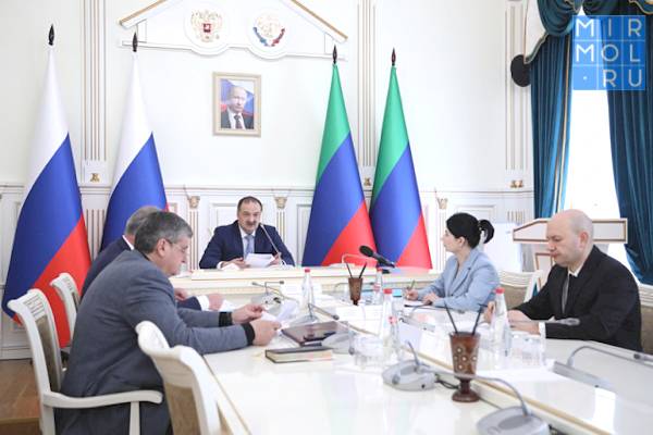 Глава Дагестана обозначил задачи перед органами власти региона на ближайшую перспективу