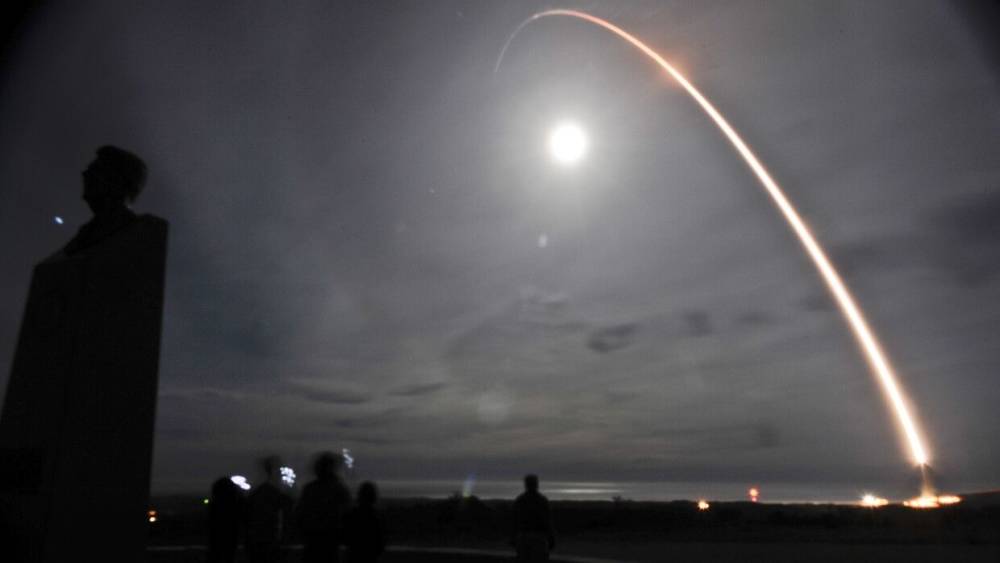 Адмирал США: ракеты Minuteman III больше не могут сдерживать Россию и Китай