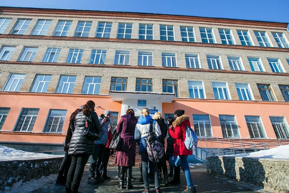 «От 6 до 10 лет — я не шучу» В Екатеринбурге школьникам пригрозили делом об экстремизме