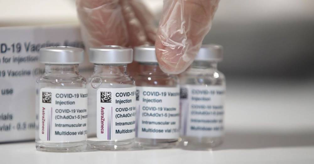 "Украина ожидает еще 367 тысяч доз вакцины AstraZeneca на этой неделе" — Денис Шмыгаль