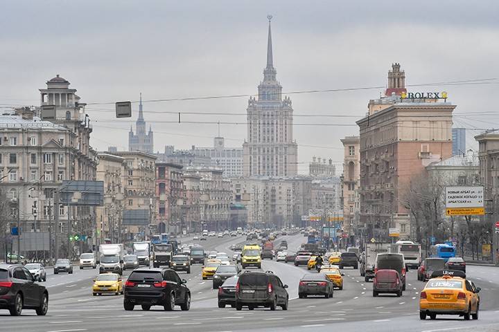 Москвичей предупредили о перекрытиях в центре города из-за проведения ММКФ