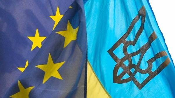 МИД Украины призвал Европу наказать Россию отключением от SWIFT
