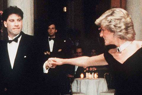 Джон Траволта вспомнил свой танец с принцессой Дианой в Белом доме: "Это было похоже на сказку"