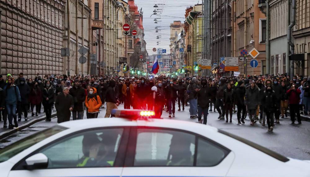 МВД запретило въезд в Россию 122 иностранцам из-за участия в протестах
