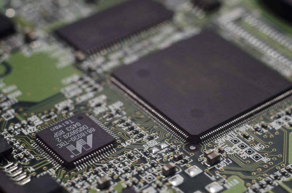В России стартовало производство отечественных материнских плат на чипсете AMD B450